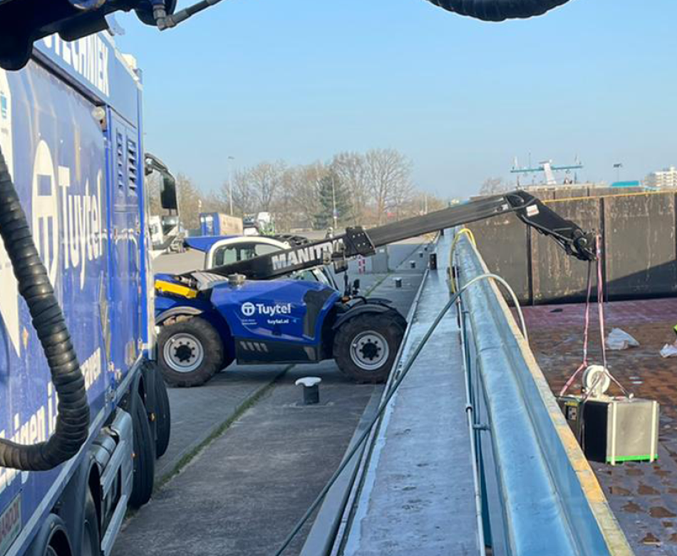 Manitou verreiker huren