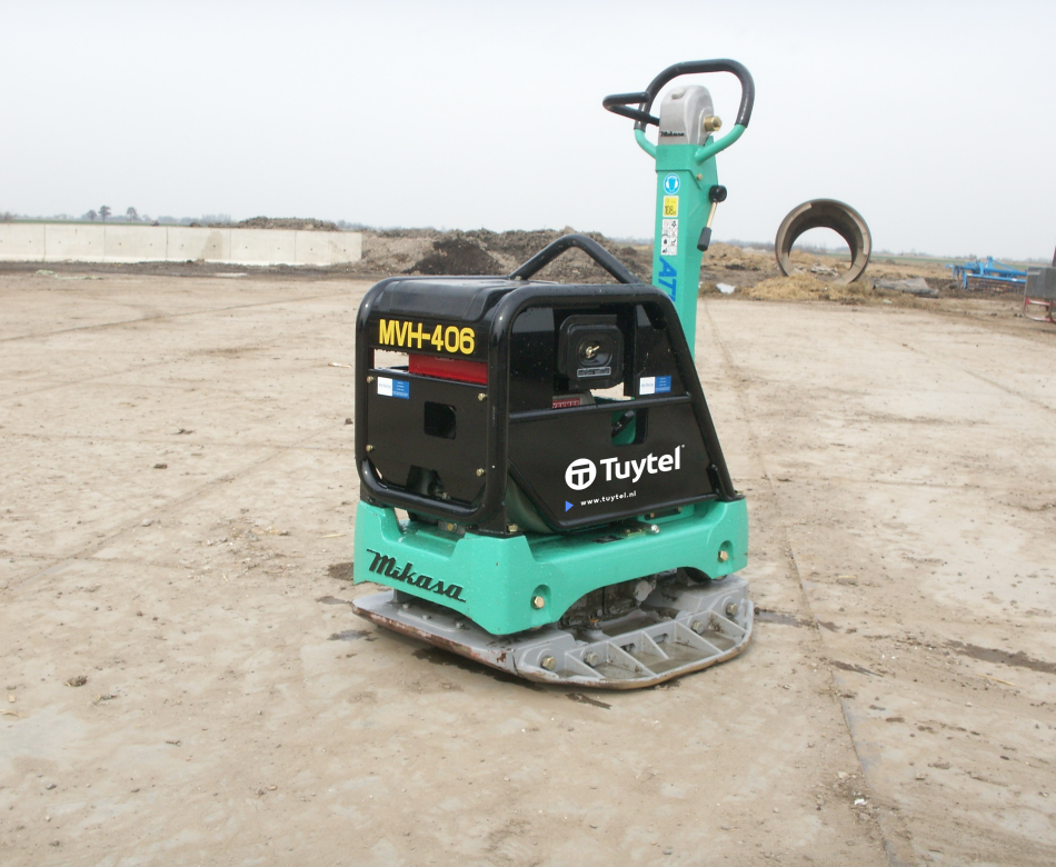 Trilplaat huren Mikasa 406